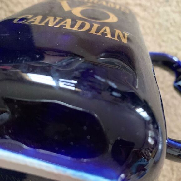 Seagram’s VO Canadian Whisky Blue Ceramic Pitcher - Picture 9 of 9